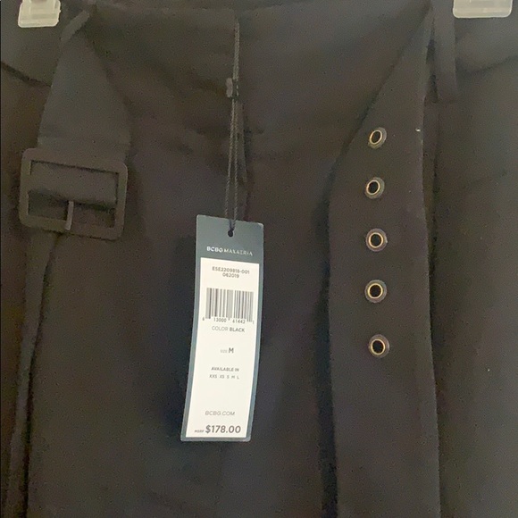 BCBG slacks size Medium brand new! - Picture 3 of 3